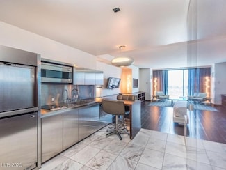 4381 W Flamingo Rd Unit 8304, Las Vegas, NV 89103