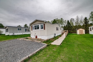 19 Village Green Rd, Waterville, ME 04901