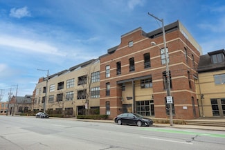 825 N 4th St Unit 207, Columbus, OH 43215