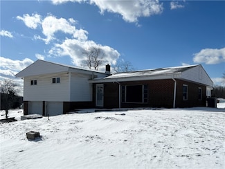 4751 Kendor Dr, New Kensington, PA 15068