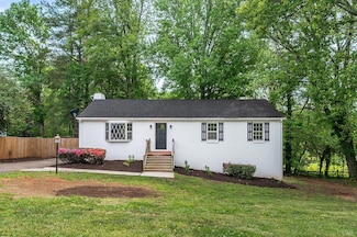 1210 Hawkins Mill Rd, Lynchburg, VA 24503