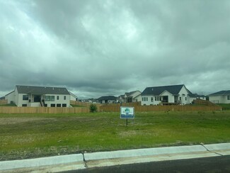 11413 E Winston Cir, Wichita, KS 67226