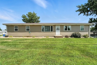2225 26th St SW, Cedar Rapids, IA 52404
