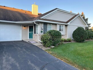 1872 N Ruby Ct, Saint Paul, MN 55122