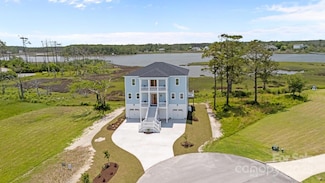 325 Anson Rd, Beaufort, NC 28516