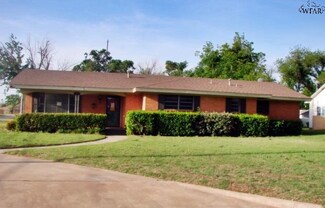 2501 Mansard St, Vernon, TX 76384