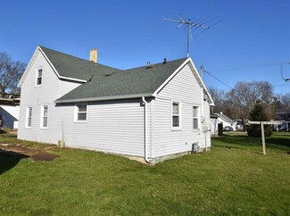103 Jackson St, Reeseville, WI 53579