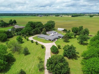 538 Living Springs Trail, Washington, OK 73093