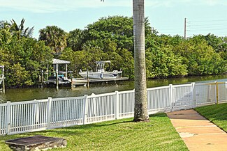 250 N Banana River Dr Unit H9, Merritt Island, FL 32952