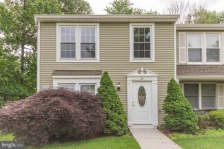 24 Aspen Ct, Monmouth Junction, NJ 08852