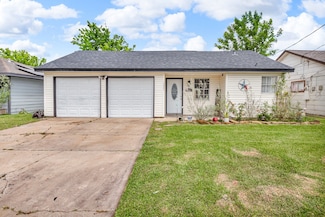 1221 Elm St, Deer Park, TX 77536