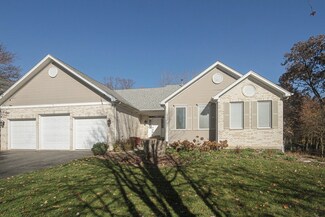 5674 Angouleme Ln, Hoffman Estates, IL 60192
