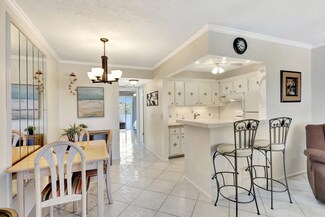 47 Berkshire B Unit 470, West Palm Beach, FL 33417