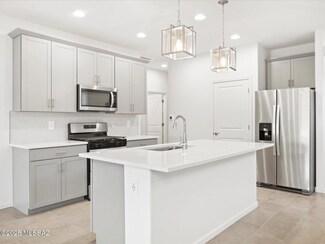 9944 N Solstice Ave, Marana, AZ 85743