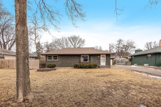 9820 W 16th St, Saint Louis Park, MN 55426