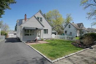 11 Thomas St, Albany, NY 12204