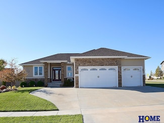 8903 S 31st St, Lincoln, NE 68516