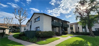 23230 Orange Ave Unit 2, Lake Forest, CA 92630