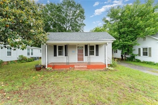 312 N Bridge St, Eden, NC 27288