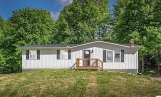 26 Crabtree Ct, Howard, OH 43028