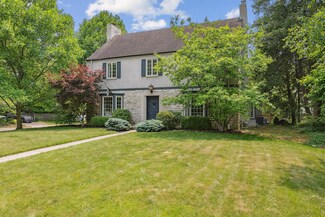 2671 Bryden Rd, Columbus, OH 43209