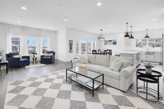 49 Immokolee Dr, Portsmouth, RI 02871