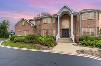 121 Florence Ave, Inverness, IL 60010