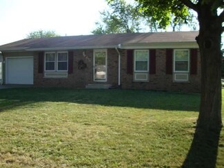 215 Douglas Dr, Archbold, OH 43502