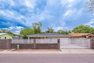 1516 Gallegos Rd SW, Albuquerque, NM 87105