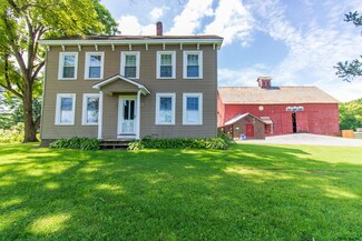 201 Gansevoort Rd, Gansevoort, NY 12831