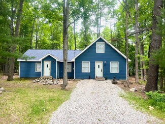 214 Peach Tree Ave, Prudenville, MI 48651