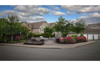 2200 Dolphin Ln Unit 1010, Holbrook, NY 11741
