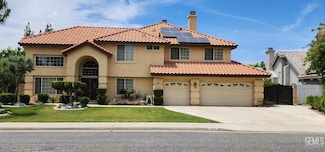 2013 Calle Los Camichines, Bakersfield, CA 93309