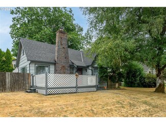 462 N Yamhill St, Carlton, OR 97111