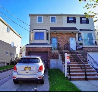 44 McVeigh Ave, Staten Island, NY 10314