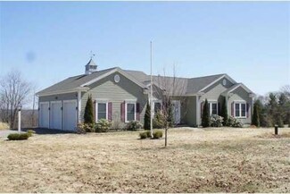 109 Paige Hill Rd, Brimfield, MA 01010