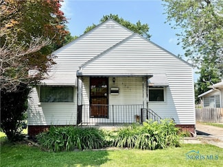 4321 Bellevista Dr, Toledo, OH 43612