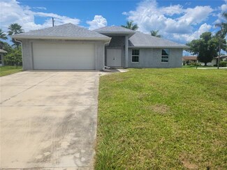 906 Linnaen Terrace NW, Port Charlotte, FL 33948