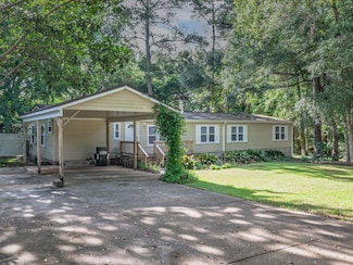 2081 Mistletoe Ct, Tallahassee, FL 32317