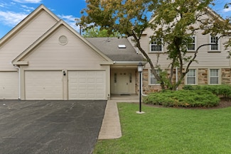 124 Stirling Ln Unit Z1, Schaumburg, IL 60194