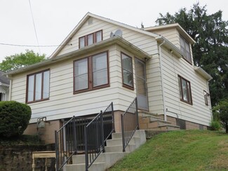 220 Arch St, Johnstown, PA 15905