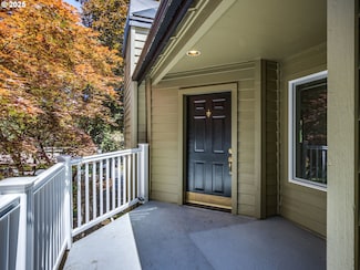 5057 Foothills Dr Unit G, Lake Oswego, OR 97034