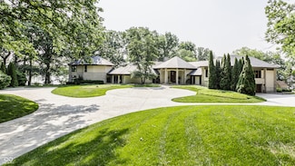 5101 Green Braes Dr E, Indianapolis, IN 46234