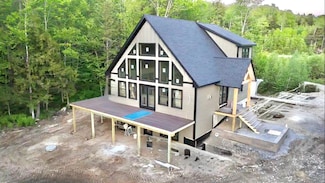 11 Snow Cap Ln, Bethel, ME 04217