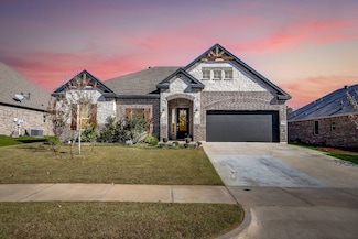 3929 Brookdale Rd, Benbrook, TX 76116