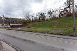 332 E Brockway Ave, Morgantown, WV 26501