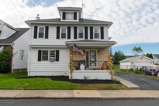 517 Edith St, Old Forge, PA 18518