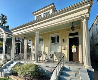 6233 Magazine St, New Orleans, LA 70118