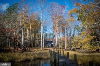 326 Prentice Creek Rd, Kilmarnock, VA 22482