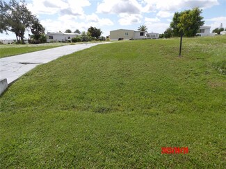 2729 Teal Ln, Englewood, FL 34224